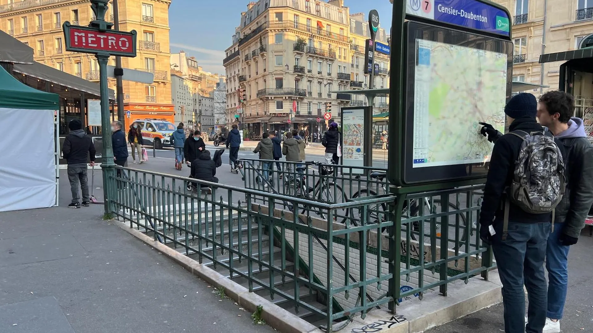 Quartier Emily In Pantheon Notre Dame *